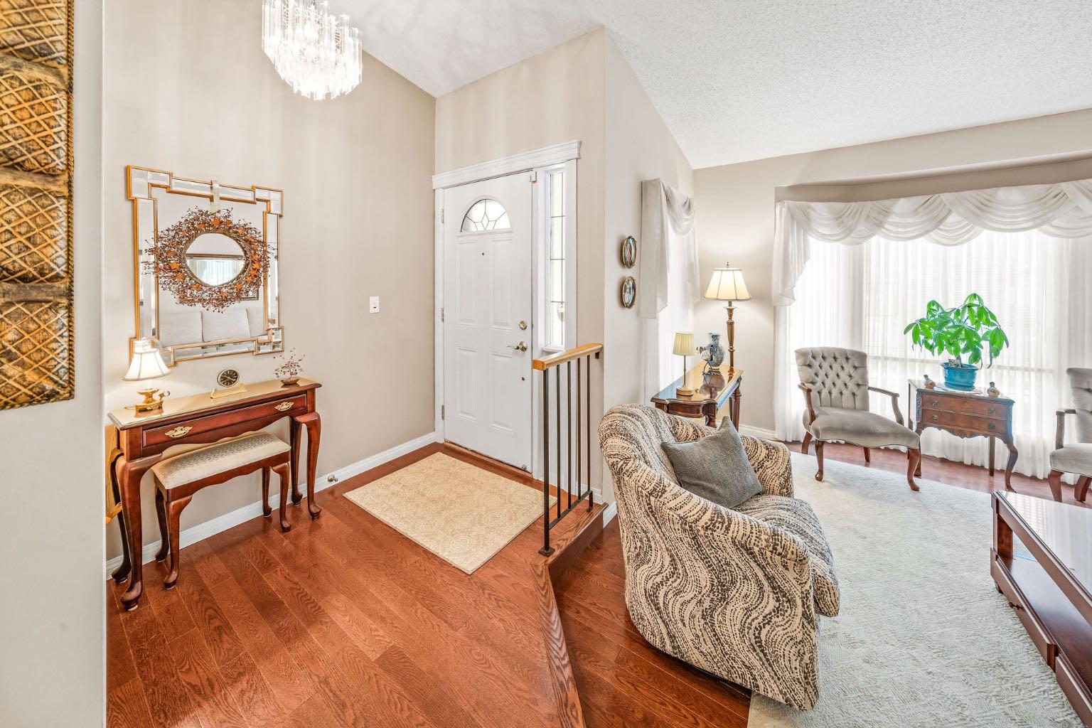 120 Shawnessy Drive SW