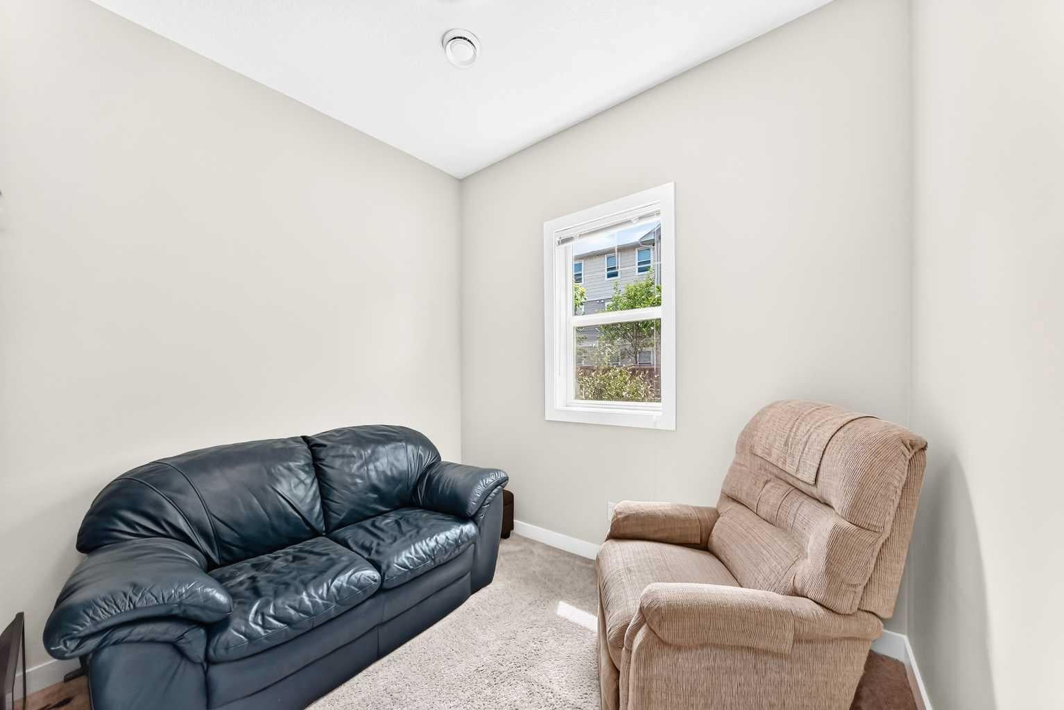 7 Stonehouse Crescent NW