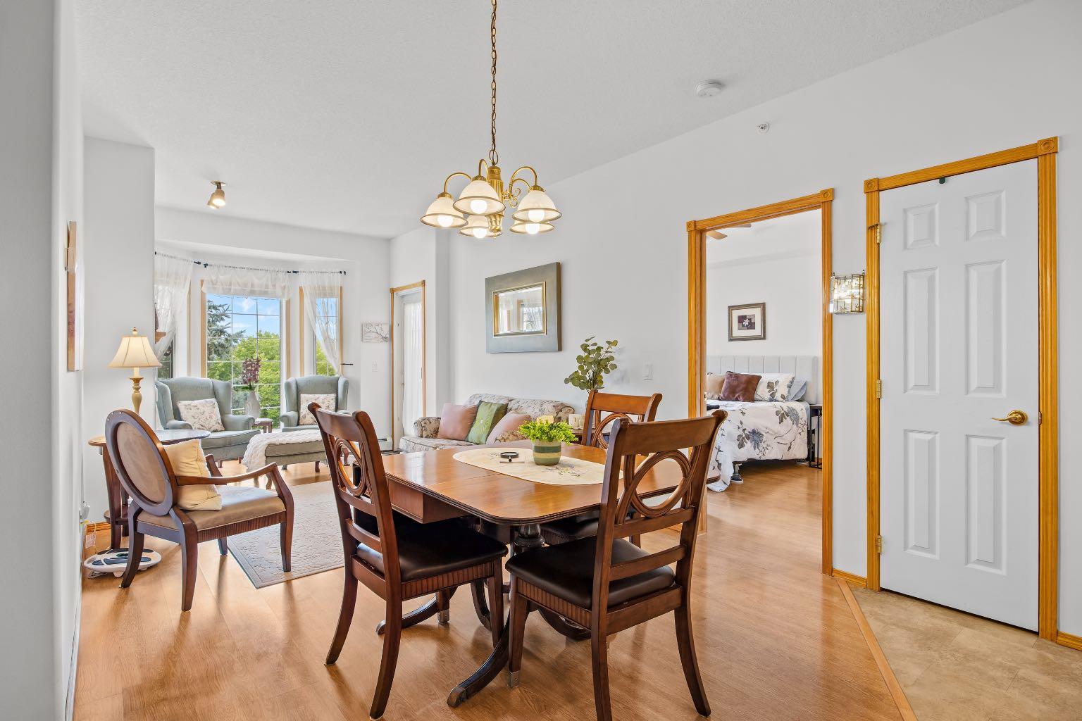 728 Country Hills Road NW 317