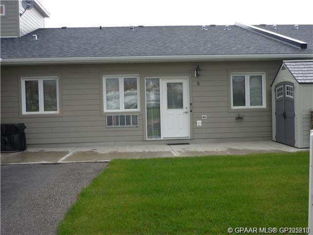 Photo of 4304 51 Street #5, Spirit River, AB T0H 3G0 (MLS # A2325478)