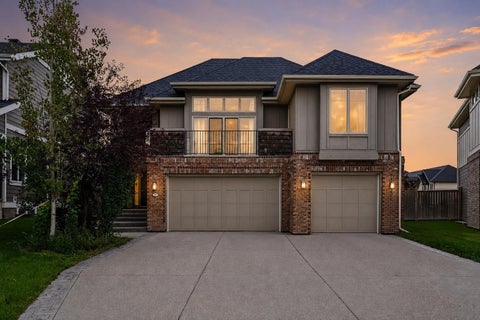 Photo of 22 Wendham Place SW, Calgary, AB T3H 0R6 (MLS # A2329943)