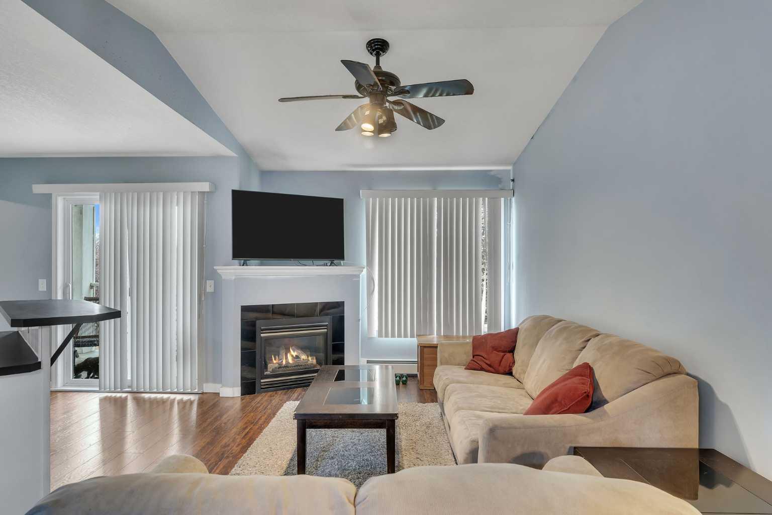 1307 Valleyview Park SE 307