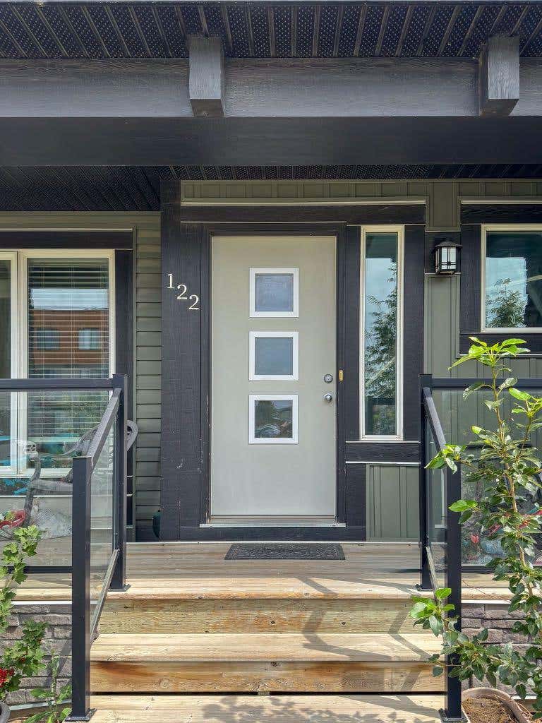 Photo of 122 Midtown Boulevard SW, Airdrie, AB T4B 4C9 (MLS # A2335743)