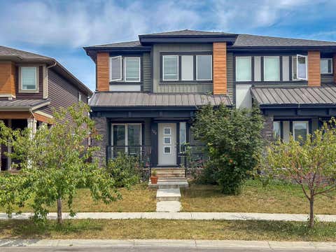 Photo of 122 Midtown Boulevard SW, Airdrie, AB T4B 4C9 (MLS # A2335743)