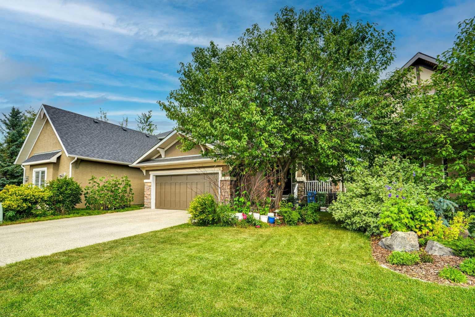 126 Panatella Crescent NW