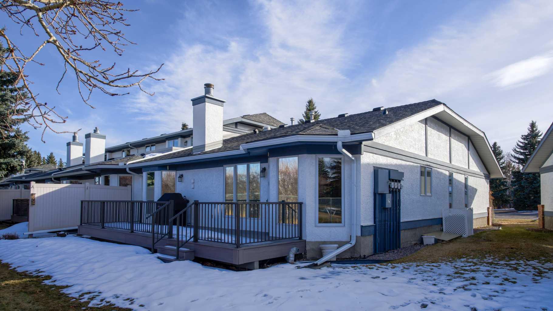 42 Woodmeadow Close SW