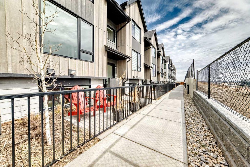 Photo of 85 Sage Hill Heights NW #307, Calgary, AB T3R 2E5 (MLS # A2301124)