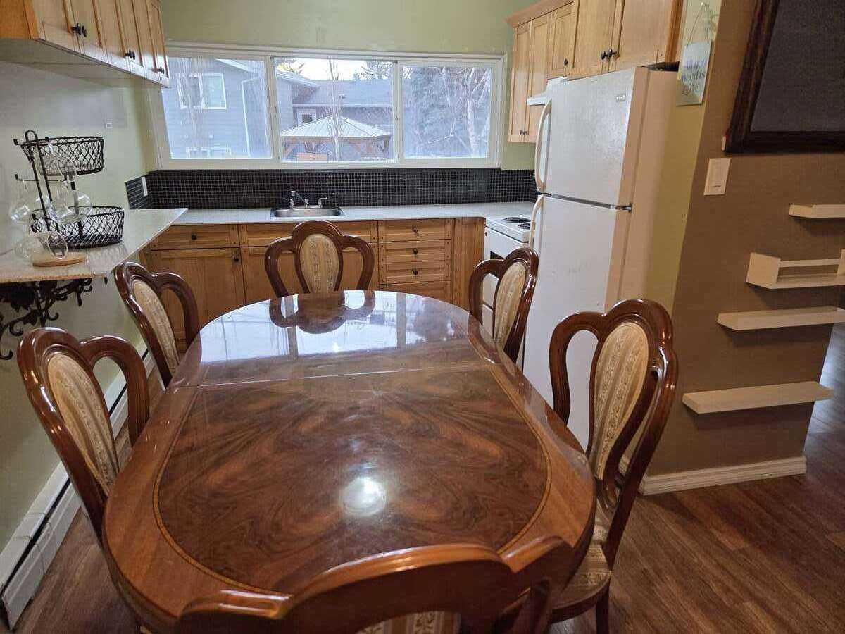 8235 Elbow Drive SW 221