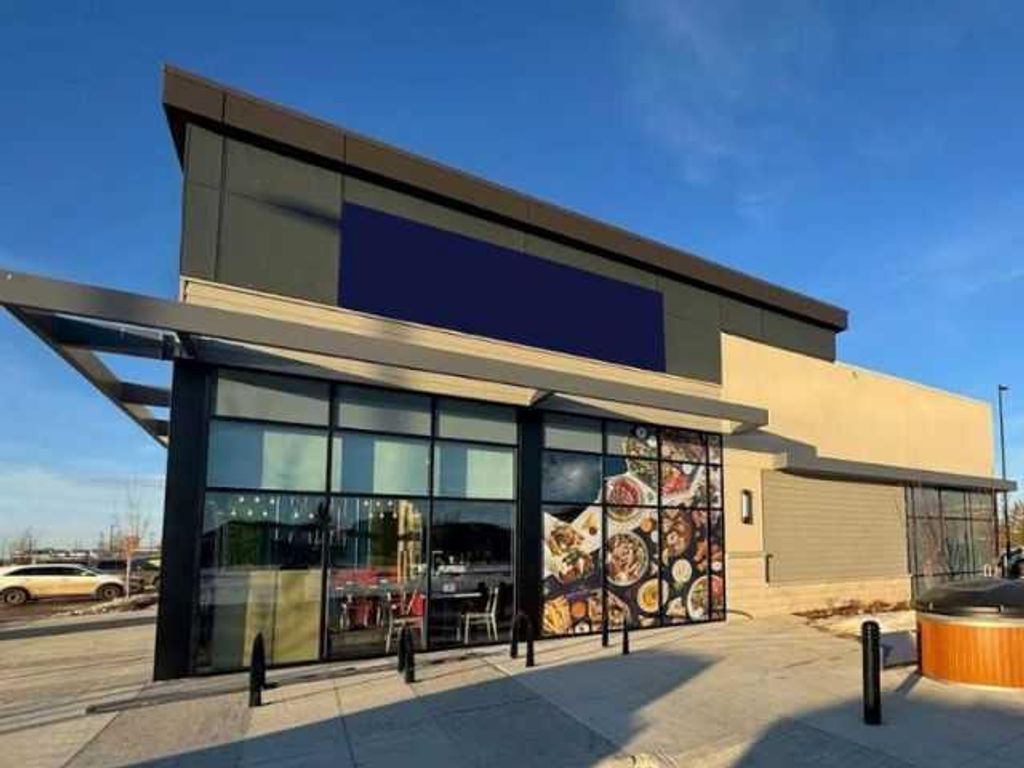 Photo of Edmonton, AB (MLS # A2291088)