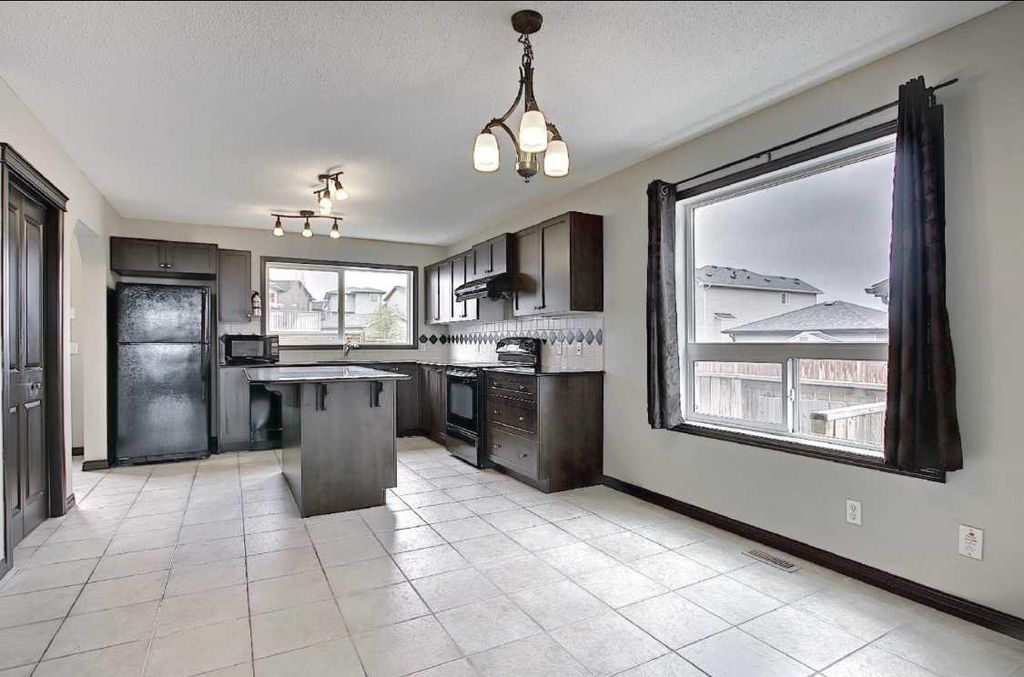 Photo of 7 Panora Square NW, Calgary, AB T3P 1E5 (MLS # A2277755)