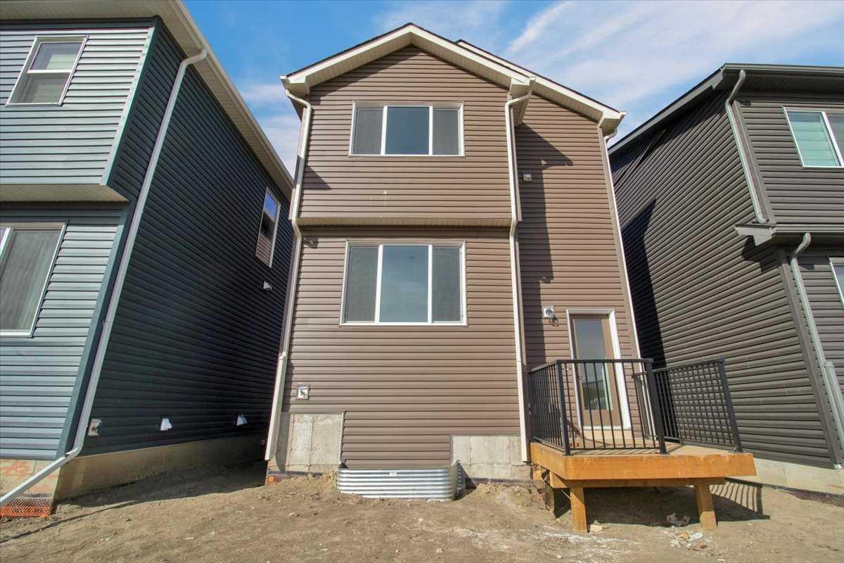 19 Creekview Common SW