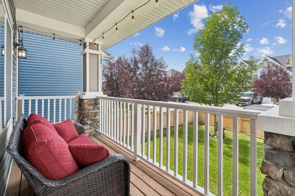 Photo of 97 River Heights Crescent, Cochrane, AB T4C 0J5 (MLS # A2338239)