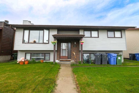 Photo of 5719 60 Avenue, Rocky Mountain House, AB T4T 1B7 (MLS # A2309991)
