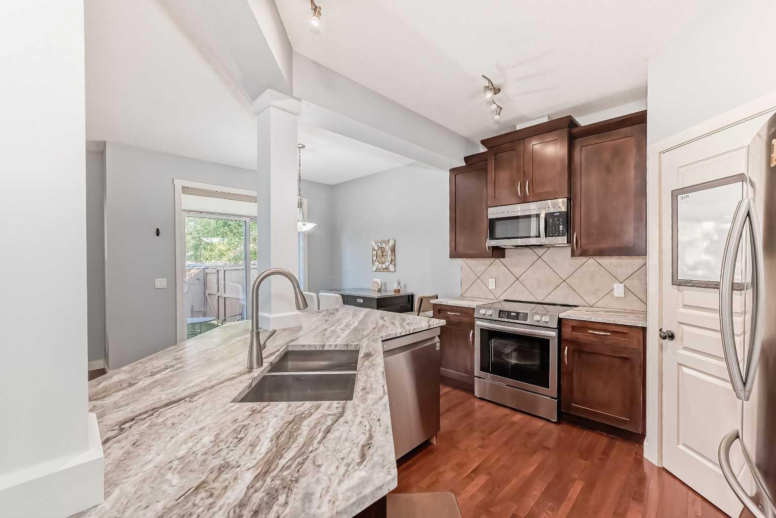 73 Cranleigh Heath SE