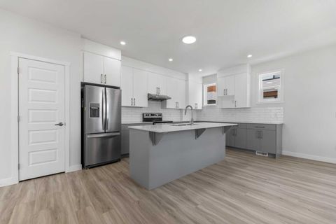 Photo of 90 Corner Meadows Manor NE #803, Calgary, AB T3N 2N8 (MLS # A2304704)