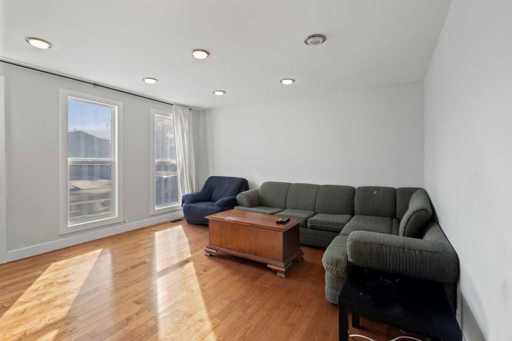 Photo of 208 Woodpark Place SW, Calgary, AB T2M 2S5 (MLS # A2292496)