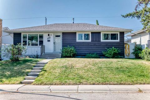 727 macleay Road NE Calgary AB T2E 6C6