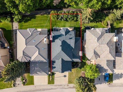Photo of 68 Christie Knoll Heights SW, Calgary, AB T3H 2V2 (MLS # A2318397)