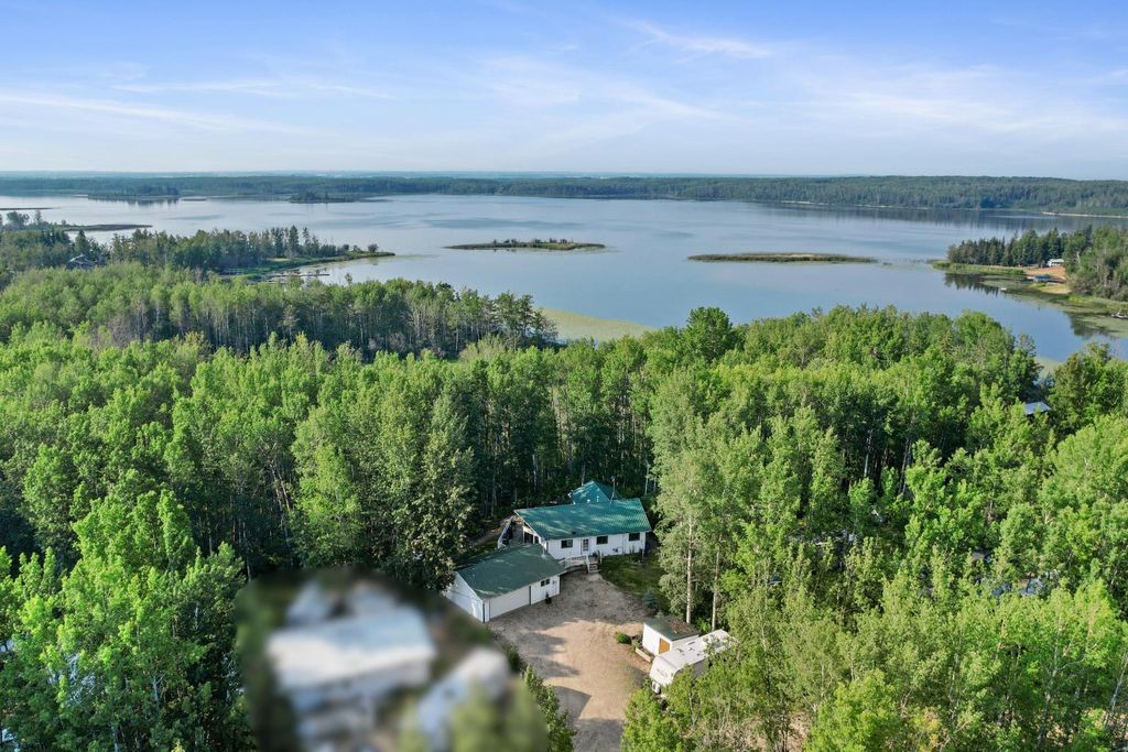 Photo of 51 Lightning Bay, Rural Barrhead No. 11, County of, AB T7N 1N3 (MLS # A2295212)