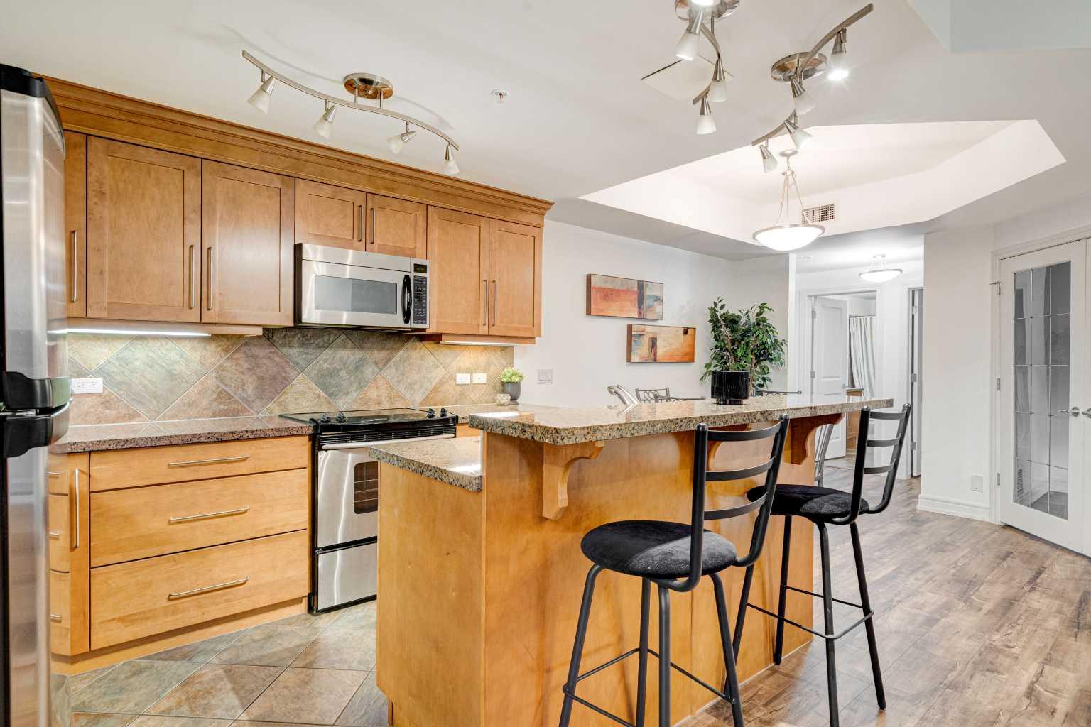 110 7 Street SW 503