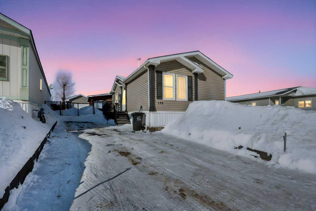 Photo of 172 Gregoire Crescent, Fort McMurray, AB T9H 2L4 (MLS # A2292561)