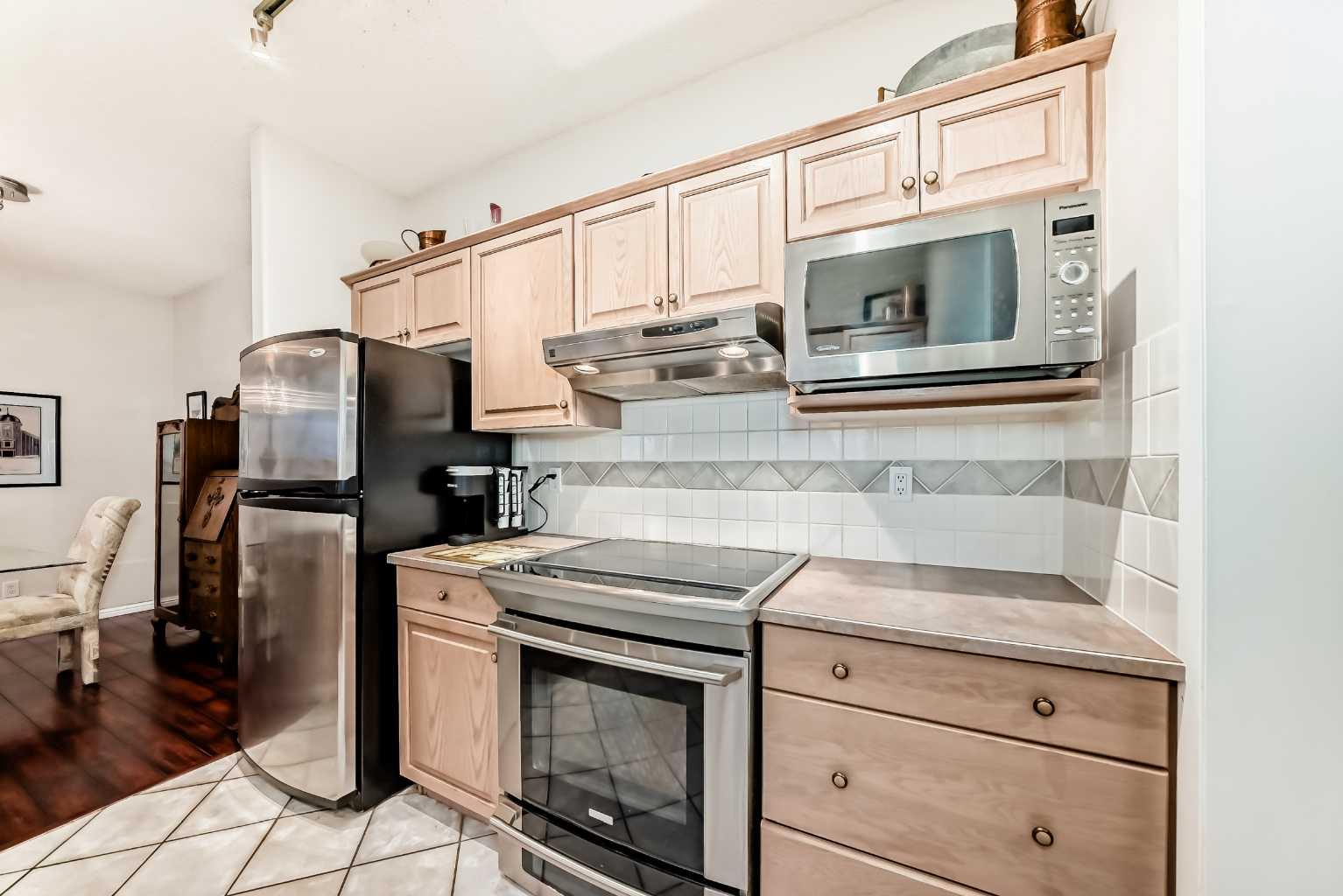 1906 Patterson View SW