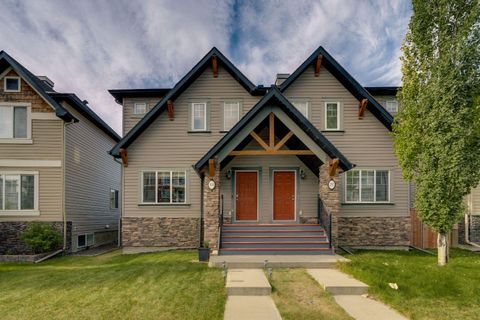 Photo of 301 Skyview Ranch Drive NE, Calgary, AB T3N 0E1 (MLS # A2304255)