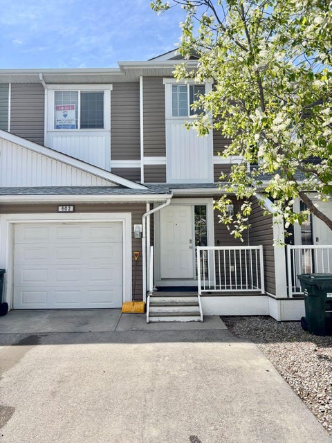 Photo of 800 Yankee Valley Boulevard SE #602, Airdrie, AB T4A 2L3 (MLS # A2323559)