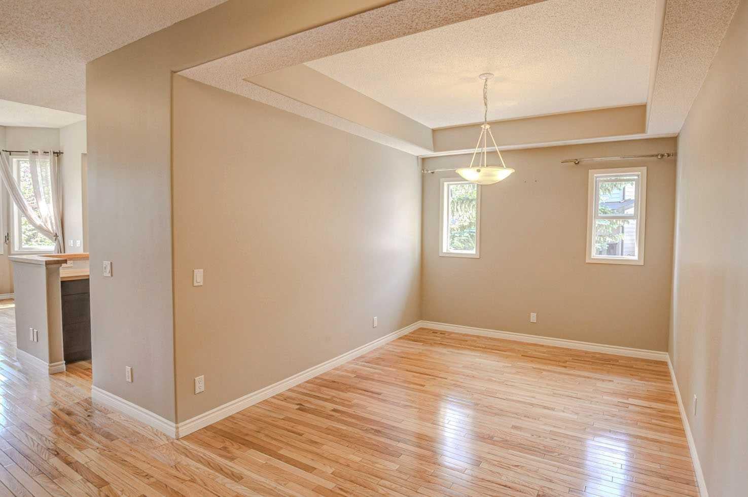 12 Straddock Villas SW