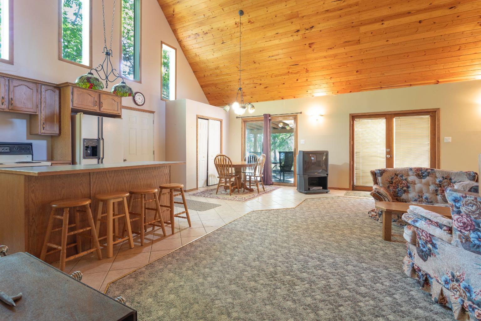 702 Rae Street Makwa Lake