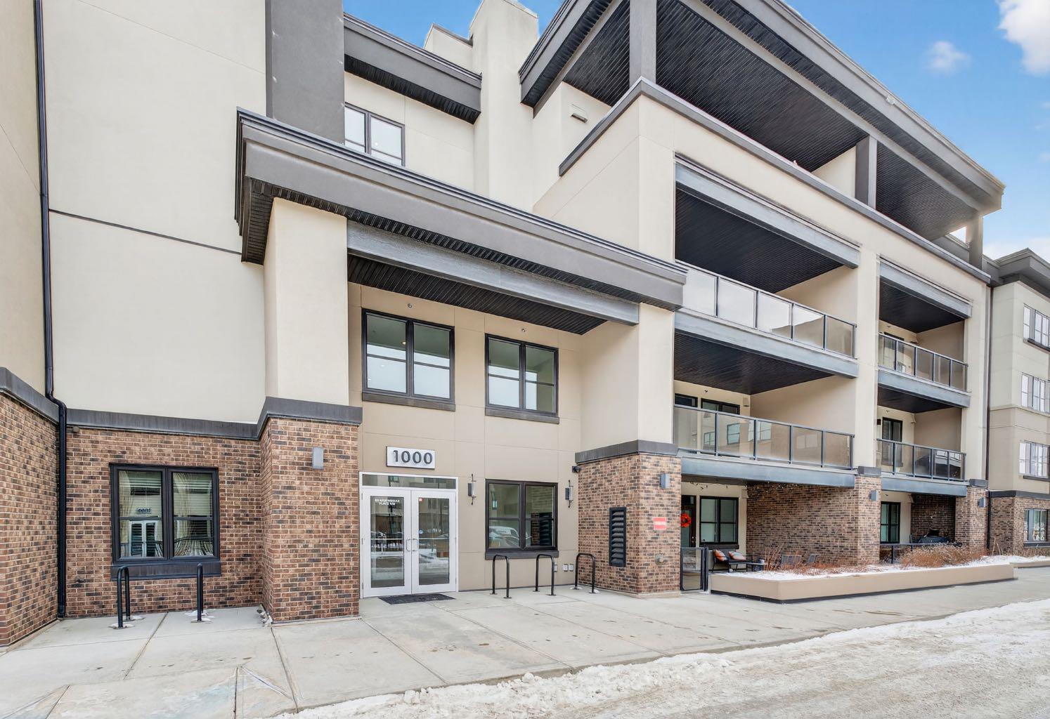 80 Greenbriar Place NW 1402