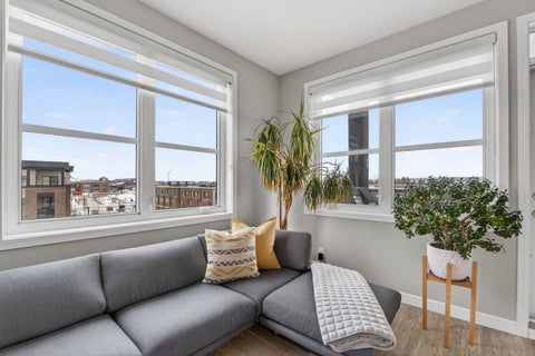 Photo of 80 Greenbriar Place NW #1402, Calgary, AB T3B 6J4 (MLS # A2292126)