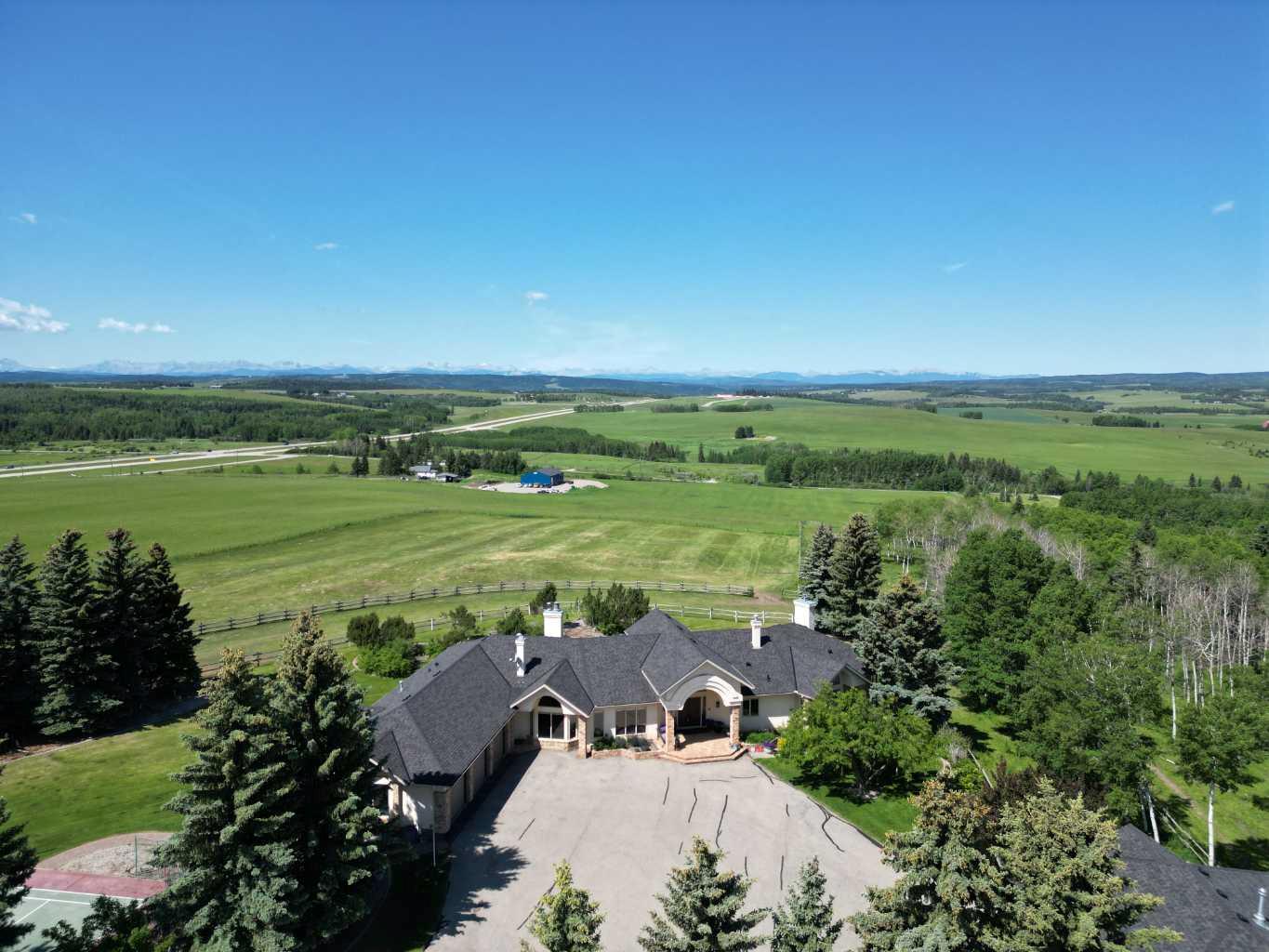 182029 174 Avenue W 100