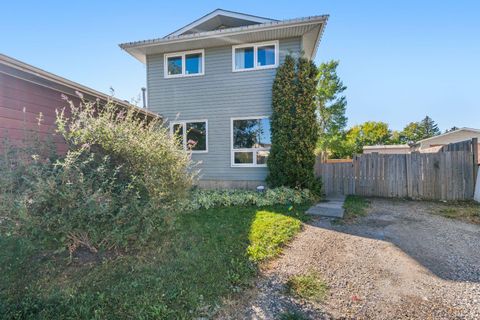 62 Fonda Crescent SE Calgary AB T2A 5S6