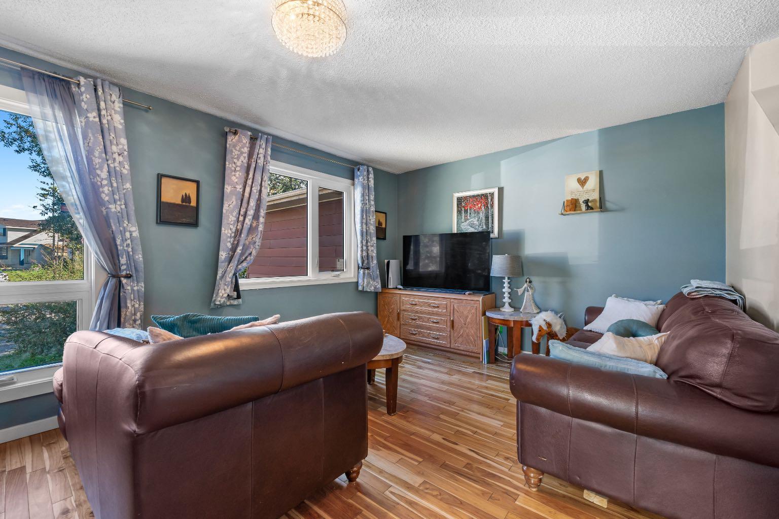 62 Fonda Crescent SE