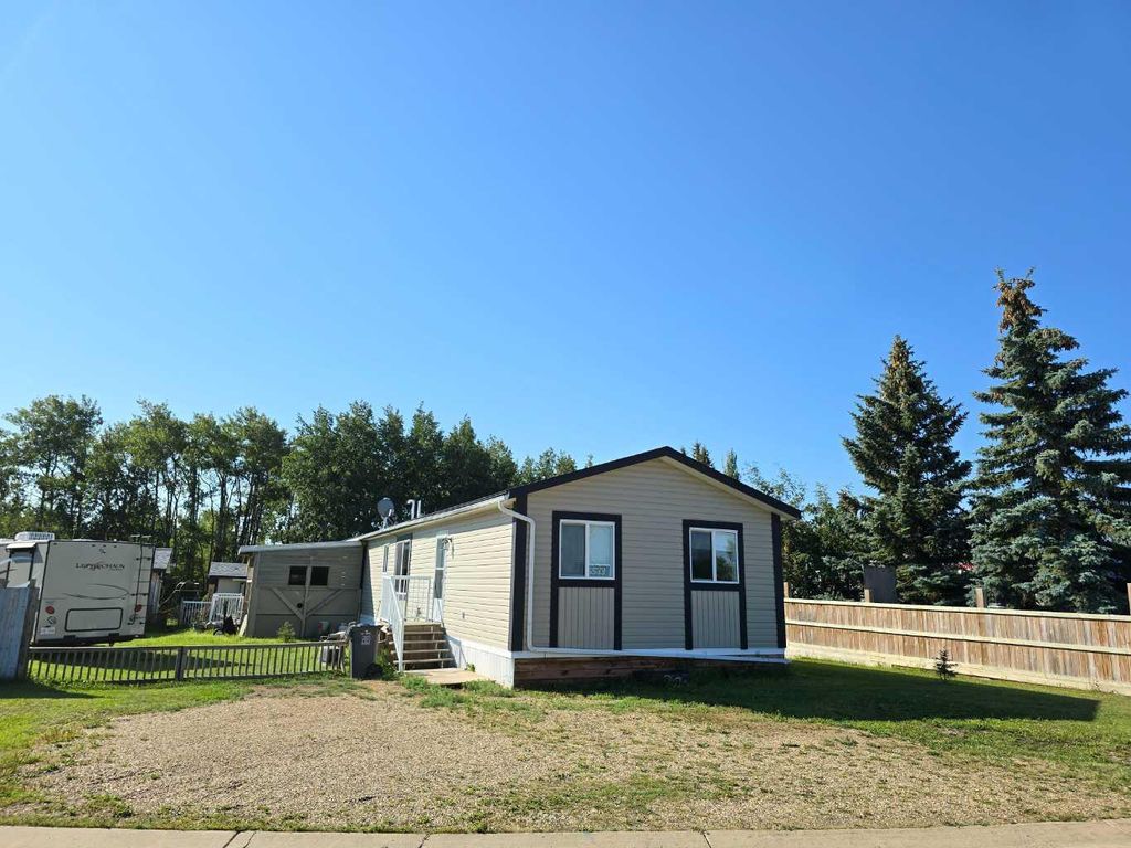 Photo of 5533 and 5531 51 Street, Berwyn, AB T0H 0E0 (MLS # A2324609)