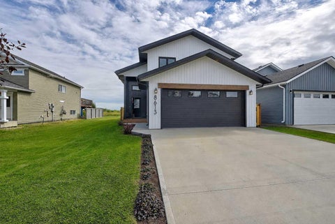 Photo of 8613 88 Street, Grande Prairie, AB T8X 0P5 (MLS # A2341467)