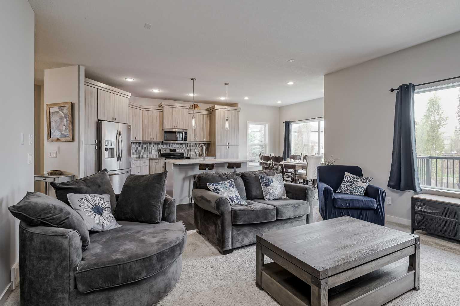 128 Wildrose Crescent