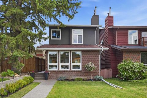 Photo of 2222 28 Street SW, Calgary, AB T3E 2H6 (MLS # A2322118)