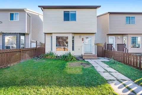 Photo of 47 Martindale Mews NE, Calgary, AB T3J 2V5 (MLS # A2253145)