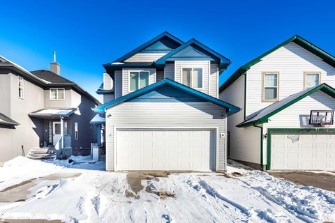 Photo of 33 Martha's Meadow Place NE, Calgary, AB T3J 4N6 (MLS # A2288479)