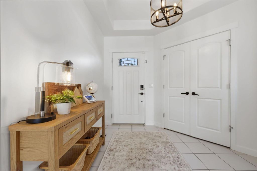 Photo of 2334 Bayside Circle SW, Airdrie, AB T4B 0V4 (MLS # A2296429)