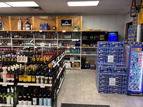 428 16 Avenue NE Calgary AB T2E 1K2