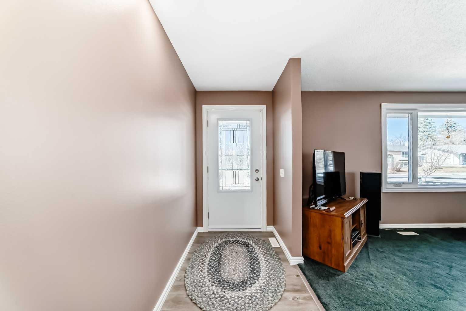 148 Huntridge Road NE