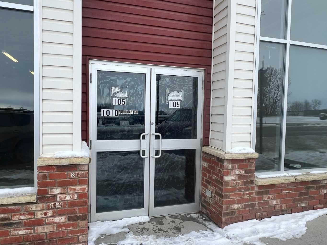 1010 Railway Street 105