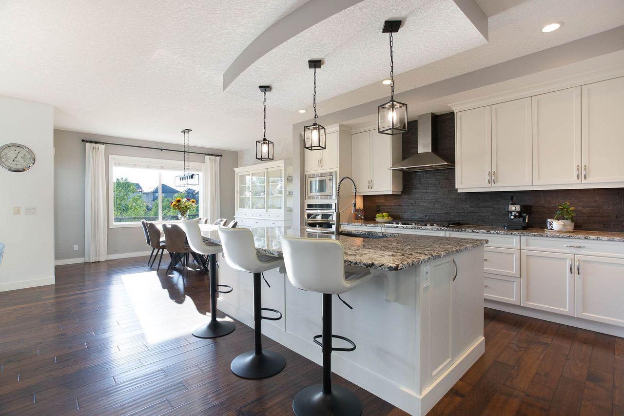 213 Kingsmere Cove SE