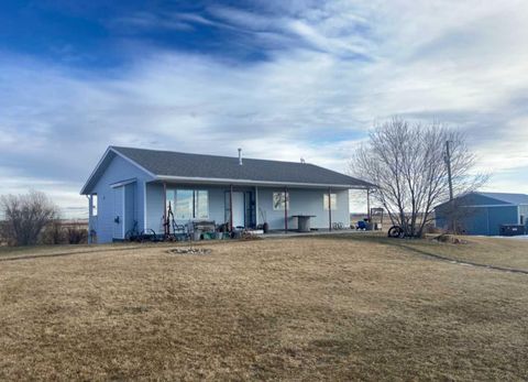 250043 Range Road 255 Rural Wheatland County AB T1P 0H9
