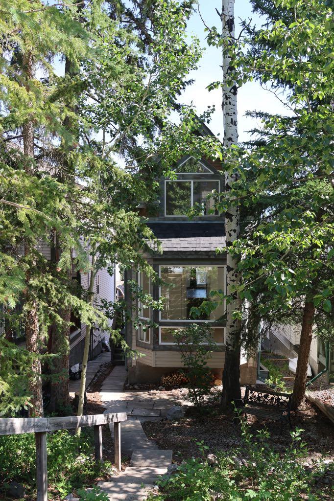 952 Wilson Way