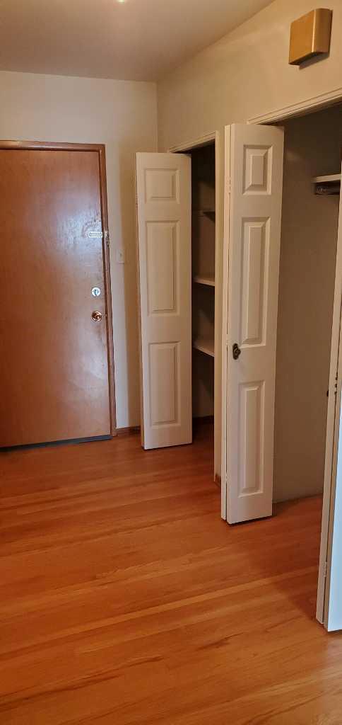 2312 22 Street NW 1-6