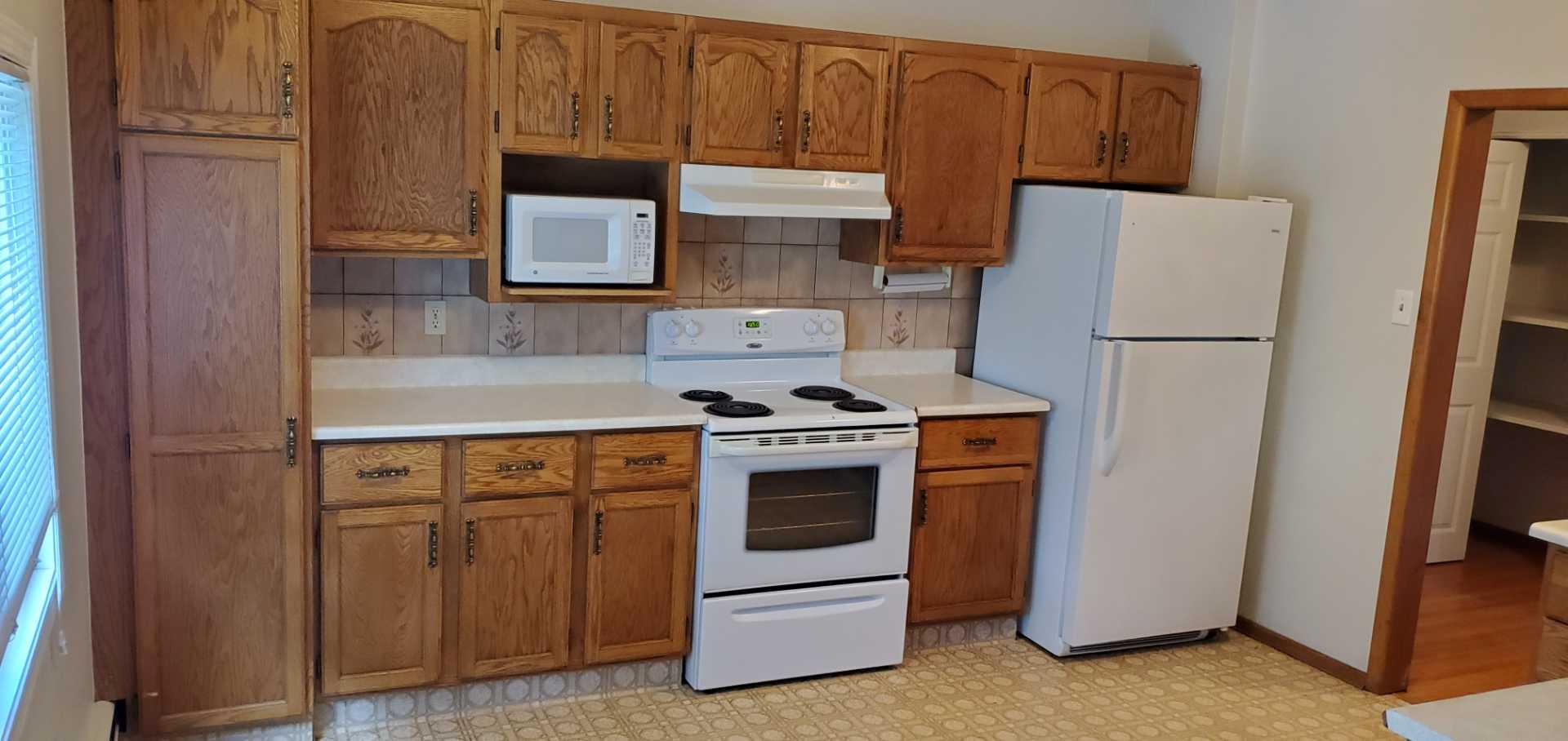2312 22 Street NW 1-6